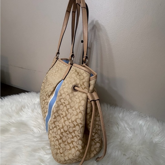 Coach Tan and Blue Shoulder Bag#F26130 - Picture 8 of 14